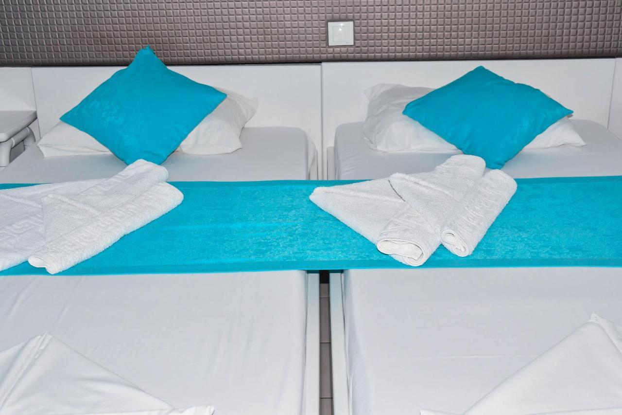 Blue Nest Hotel Tigaki Eksteriør billede